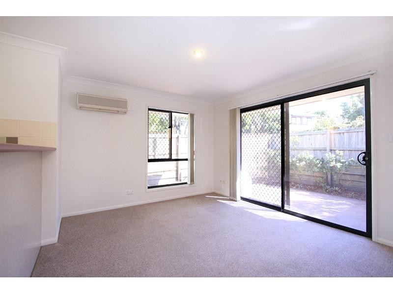 8/583 Wondall Road, Tingalpa QLD 4173