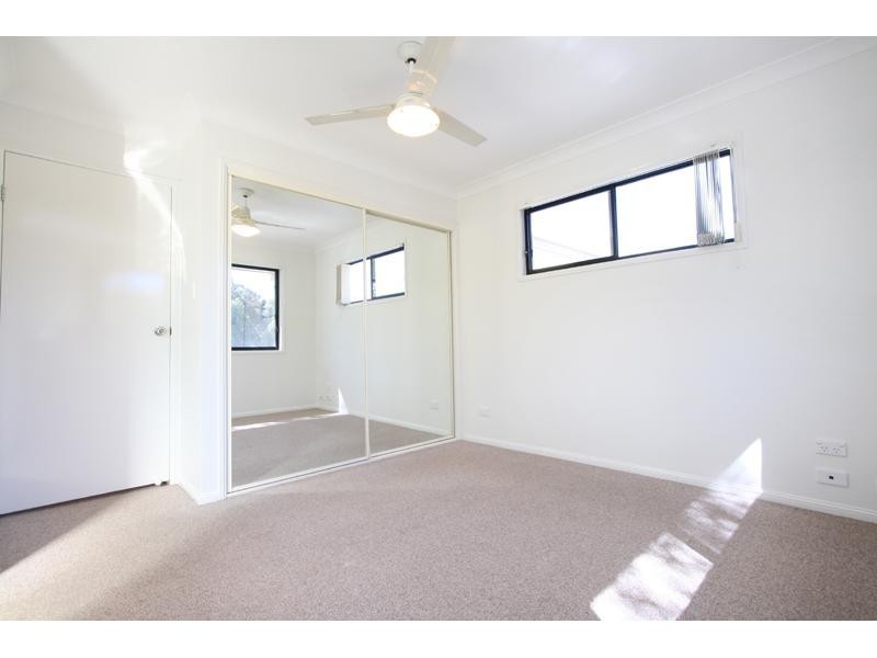 8/583 Wondall Road, Tingalpa QLD 4173