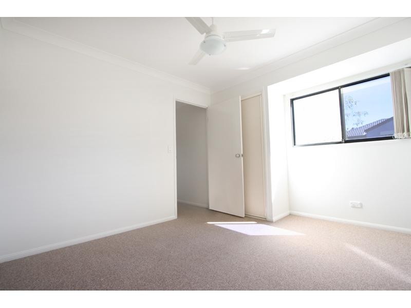 8/583 Wondall Road, Tingalpa QLD 4173