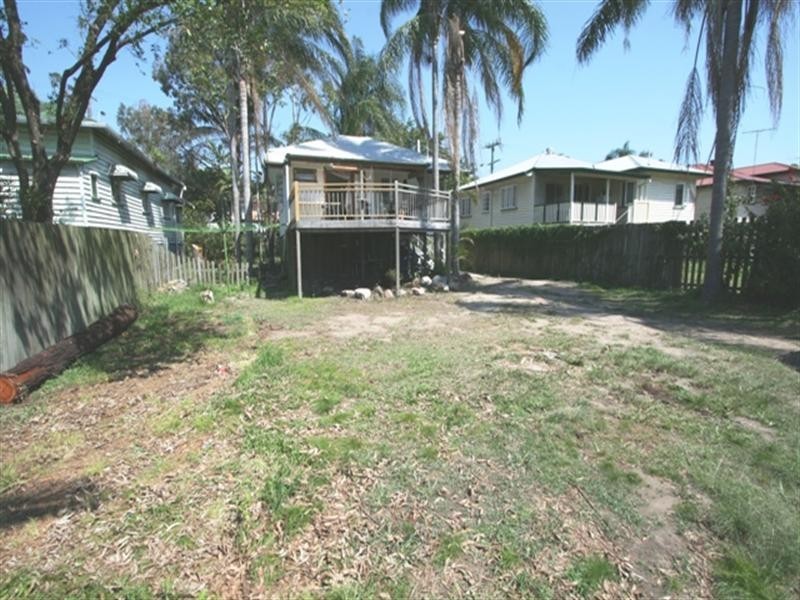 13 Balmoral Street, Hawthorne QLD 4171