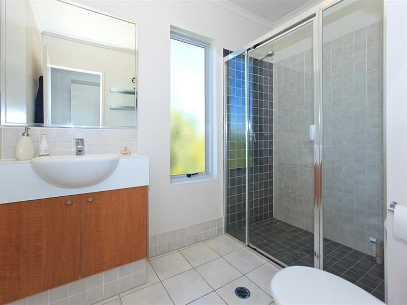 206/18 Richmond Road, Morningside QLD 4170