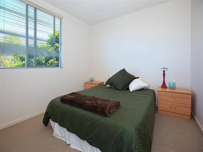 206/18 Richmond Road, Morningside QLD 4170