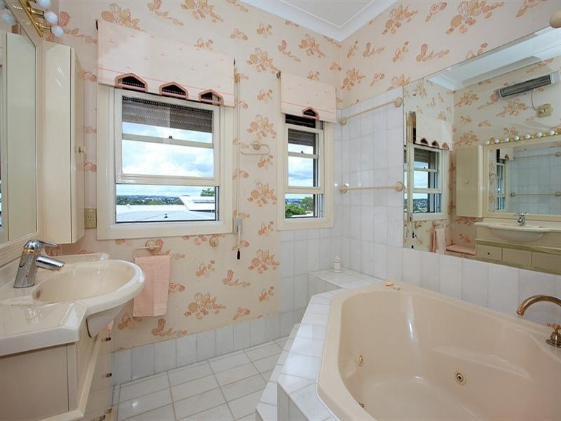 67 Main Avenue, Balmoral QLD 4171