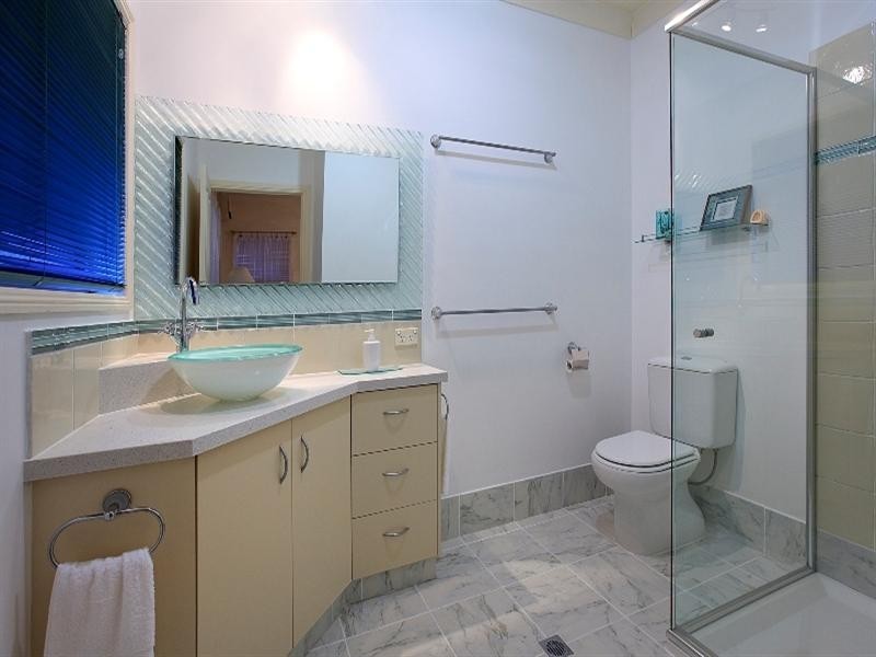 3 Portside Place, Bulimba QLD 4171