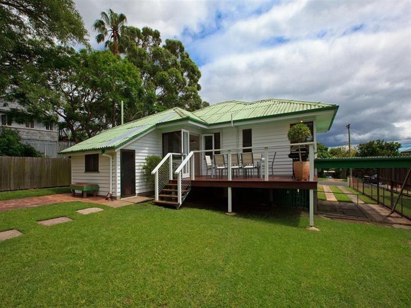 101 Erica Street, Cannon Hill QLD 4170