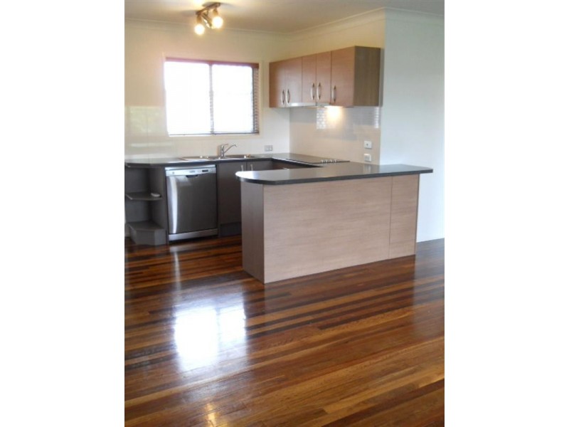 1/19 Collings Street, Balmoral QLD 4171