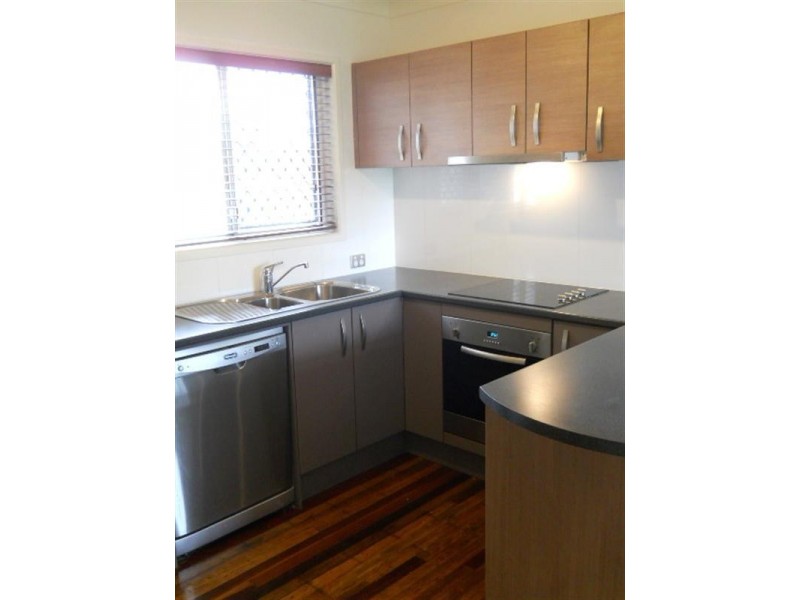 1/19 Collings Street, Balmoral QLD 4171