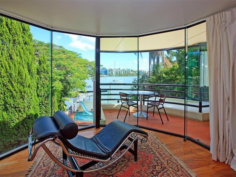 102 Quay Street, Bulimba QLD 4171