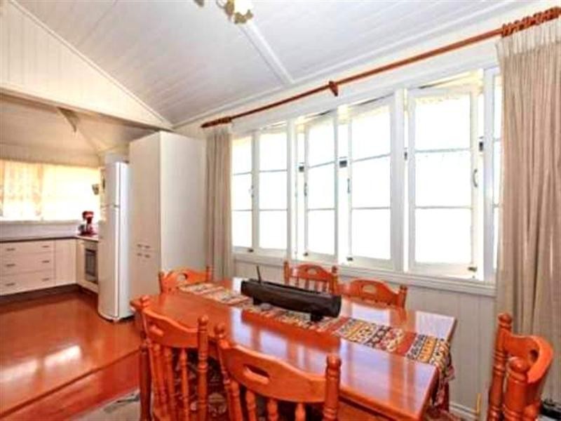 7 Govett Avenue, Hawthorne QLD 4171