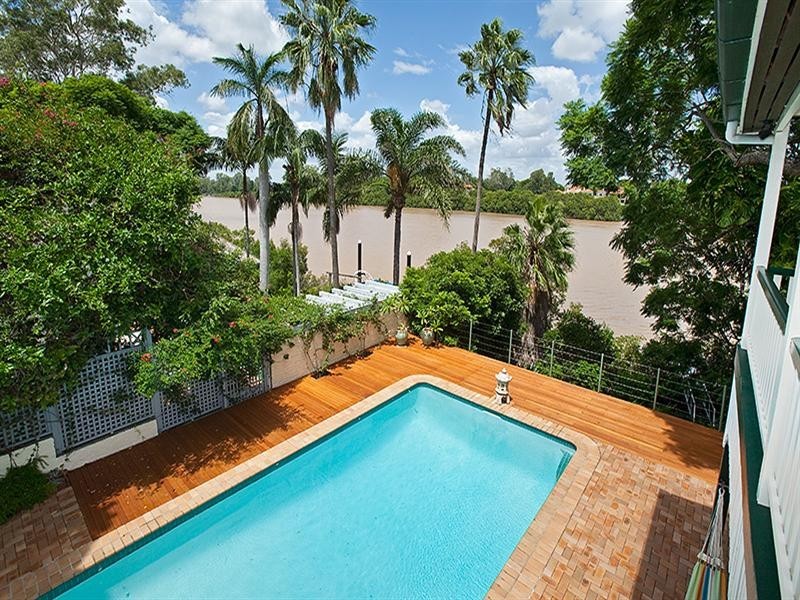 19 Ivy Street, Indooroopilly QLD 4068