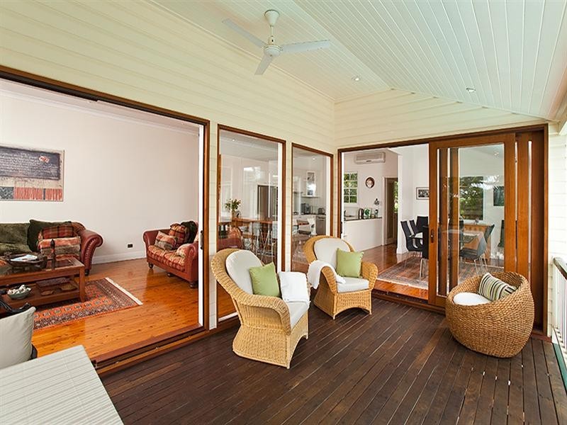 19 Ivy Street, Indooroopilly QLD 4068