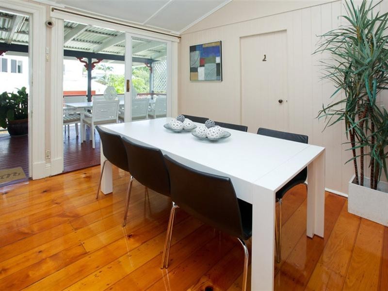 17A Marian Street, Coorparoo QLD 4151