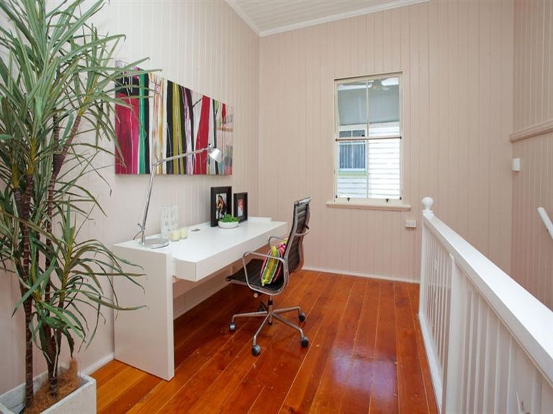 17A Marian Street, Coorparoo QLD 4151