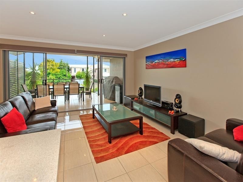 1/60 Kates Street, Morningside QLD 4170