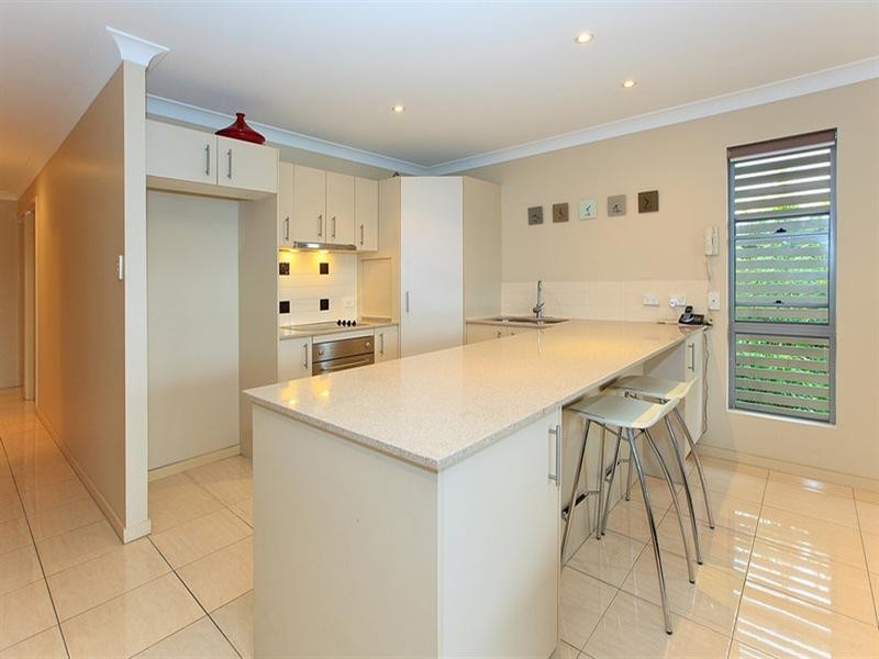 1/60 Kates Street, Morningside QLD 4170