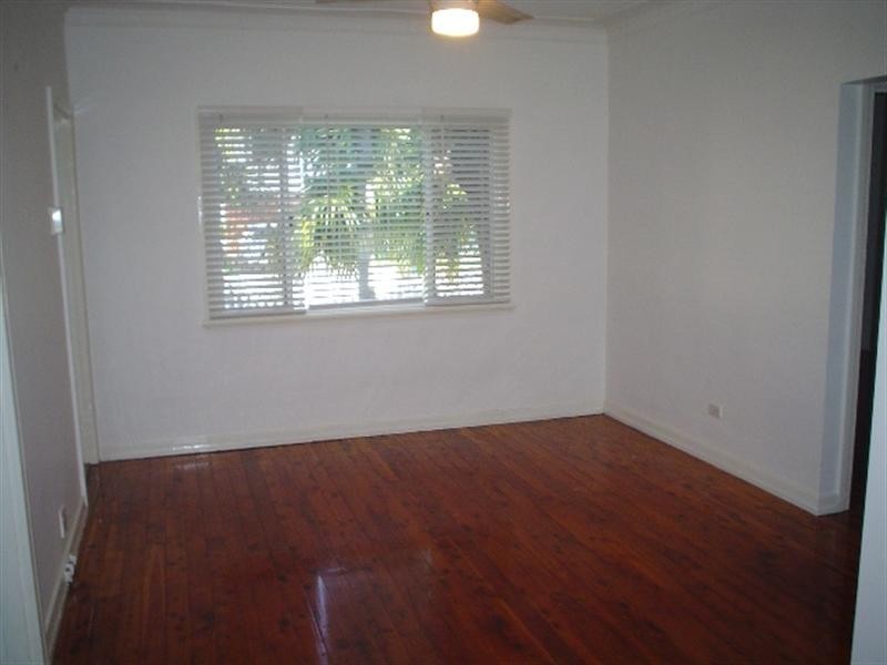 35 Cambridge Street, Bulimba QLD 4171