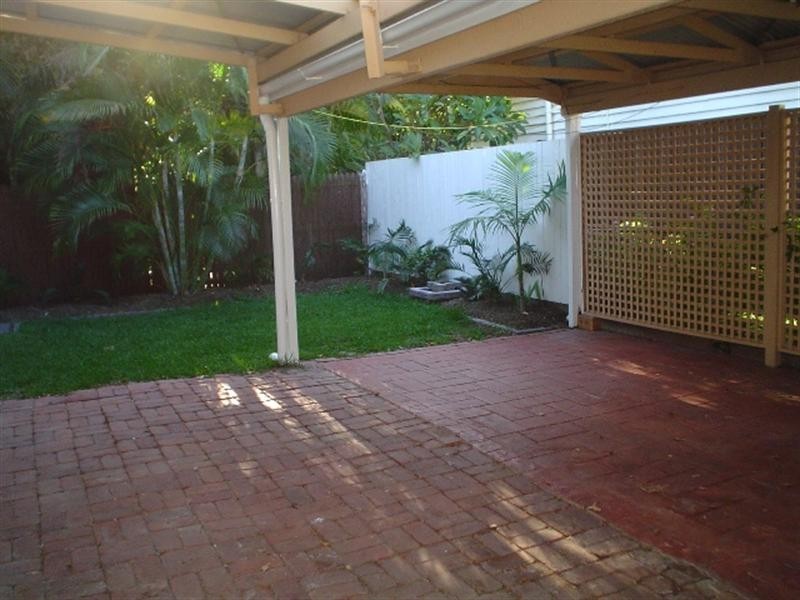 35 Cambridge Street, Bulimba QLD 4171