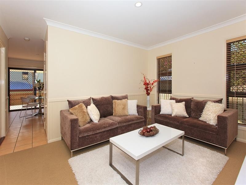 1/56 Elwell Street, Morningside QLD 4170