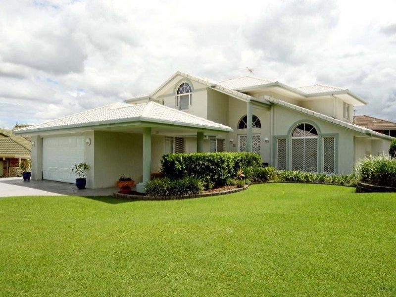 11 St Andrews Crescent, Carindale QLD 4152