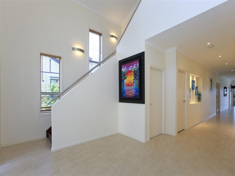 15 Claremont Street, Birkdale QLD 4159