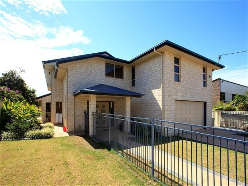 15 Claremont Street, Birkdale QLD 4159