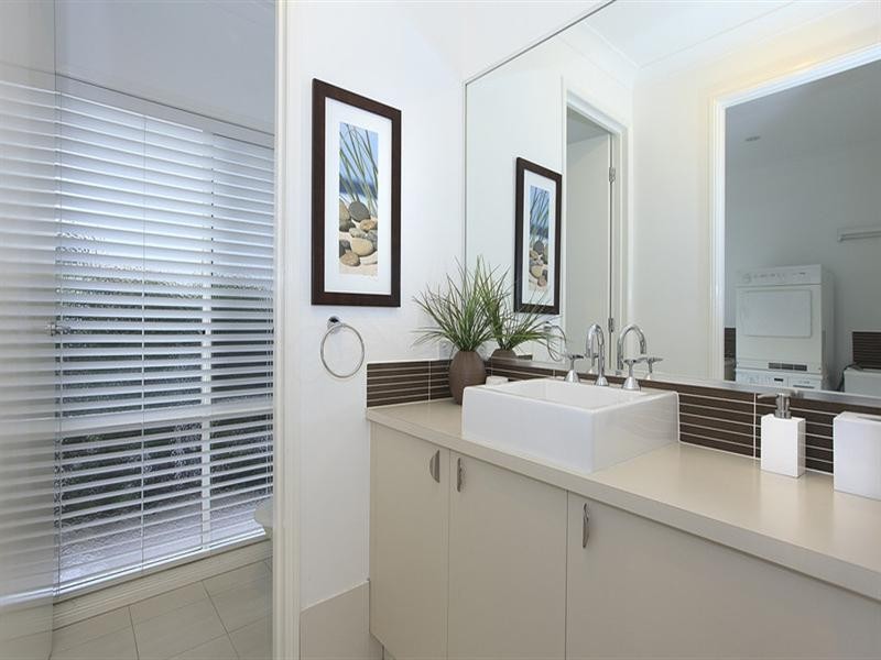 8 Lindsay Street, Hawthorne QLD 4171