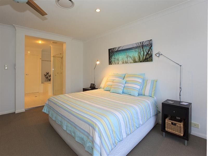 8 Lindsay Street, Hawthorne QLD 4171