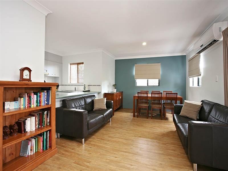 139 Walter Avenue, East Brisbane QLD 4169