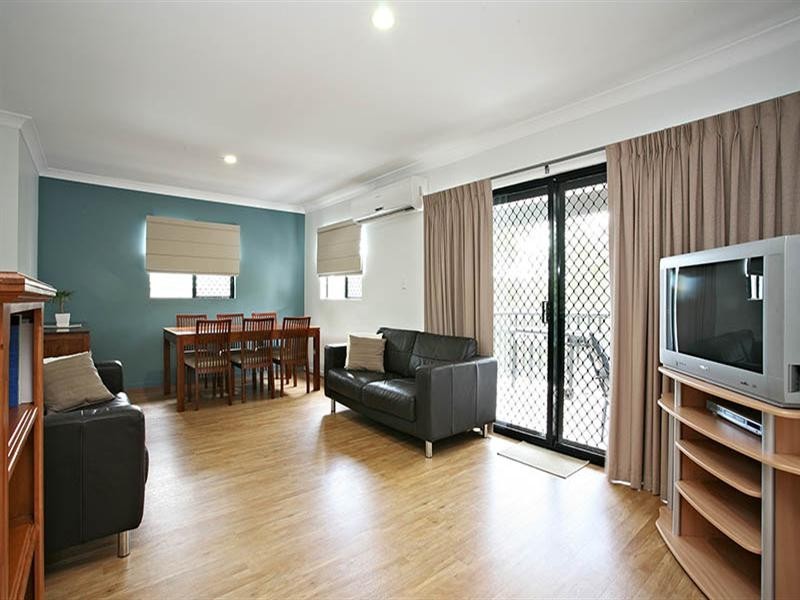 139 Walter Avenue, East Brisbane QLD 4169