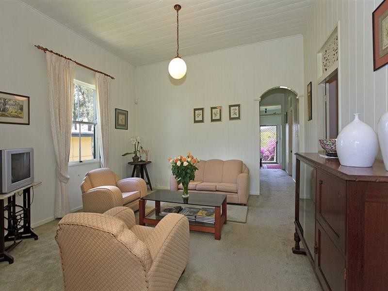 35 Woolley Street, Taringa QLD 4068