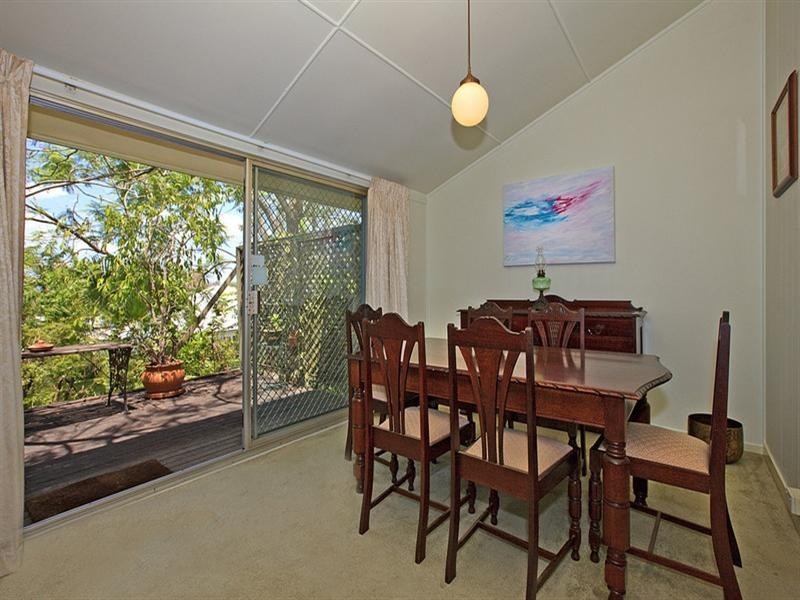 35 Woolley Street, Taringa QLD 4068