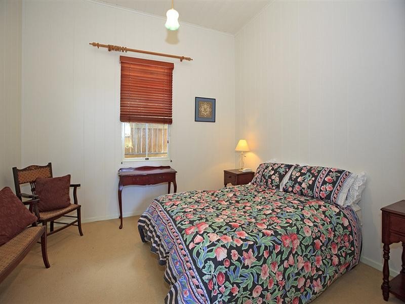 35 Woolley Street, Taringa QLD 4068