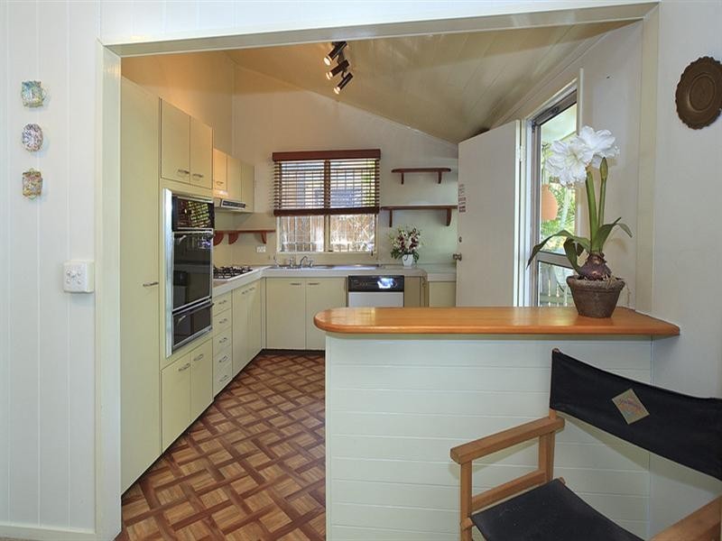 35 Woolley Street, Taringa QLD 4068