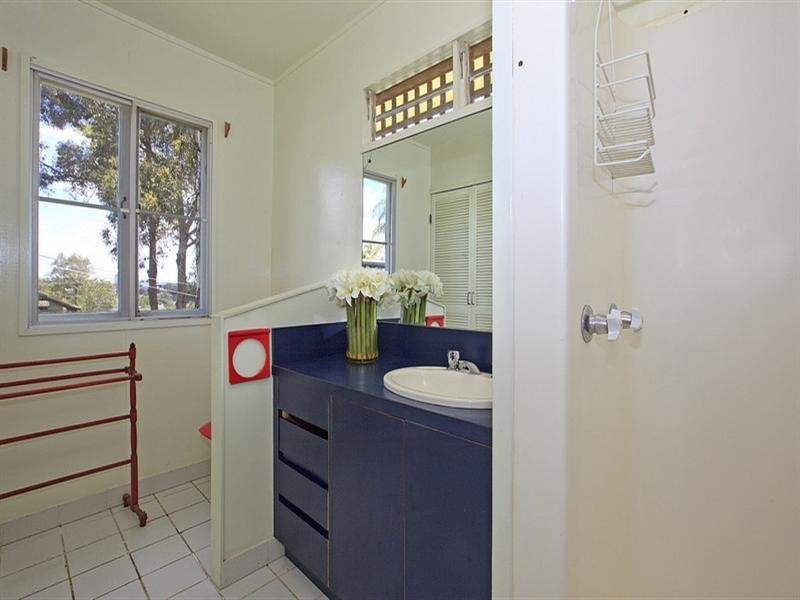 35 Woolley Street, Taringa QLD 4068