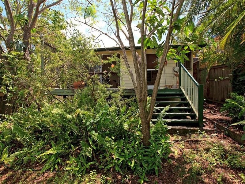 35 Woolley Street, Taringa QLD 4068