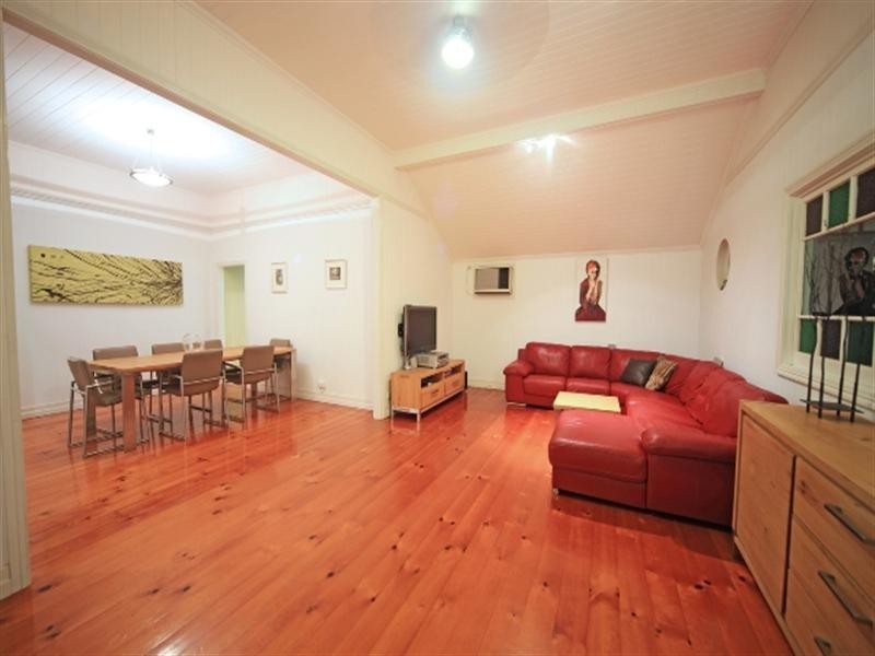 53 Derby Street, Balmoral QLD 4171