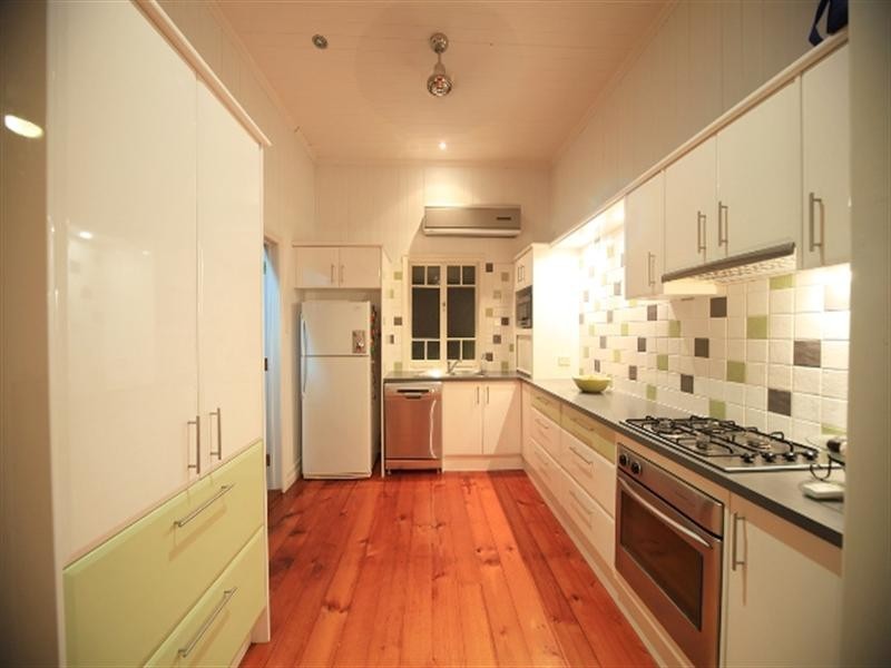 53 Derby Street, Balmoral QLD 4171