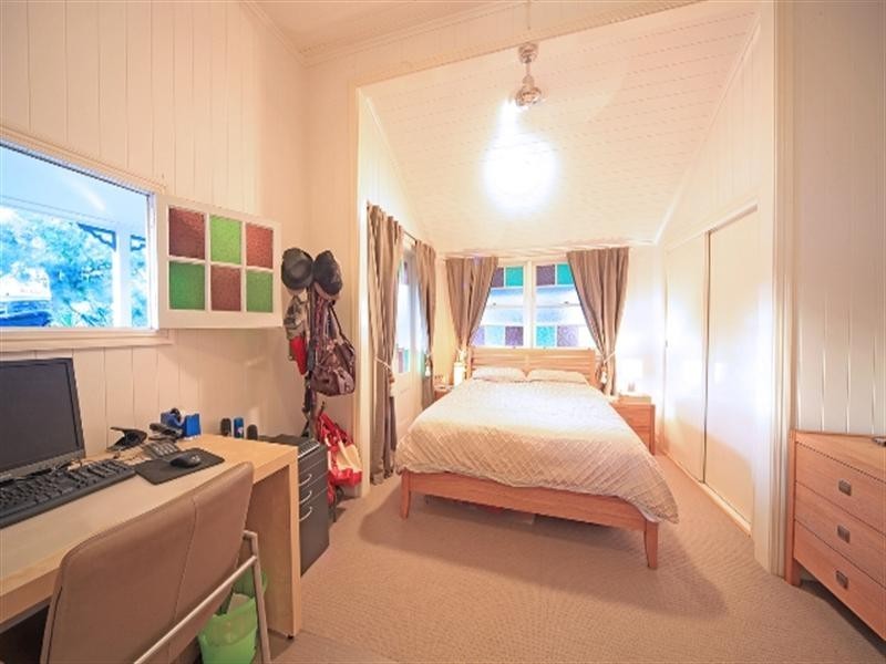 53 Derby Street, Balmoral QLD 4171