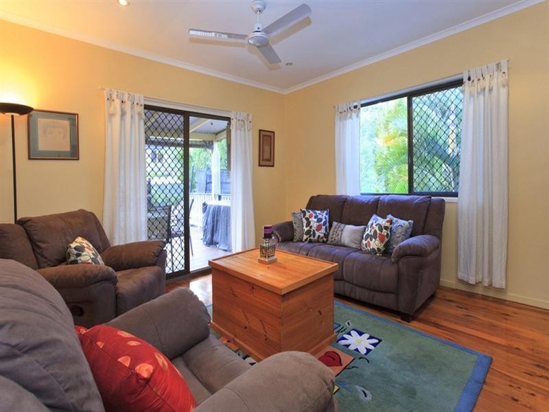 1848 Creek Road, Cannon Hill QLD 4170