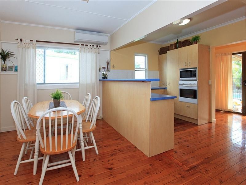 1848 Creek Road, Cannon Hill QLD 4170