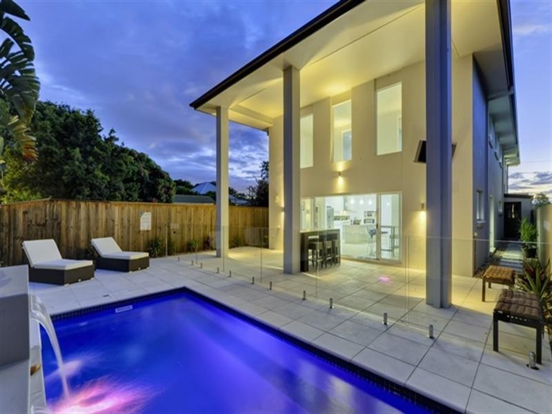 121 Bulimba Street, Bulimba QLD 4171