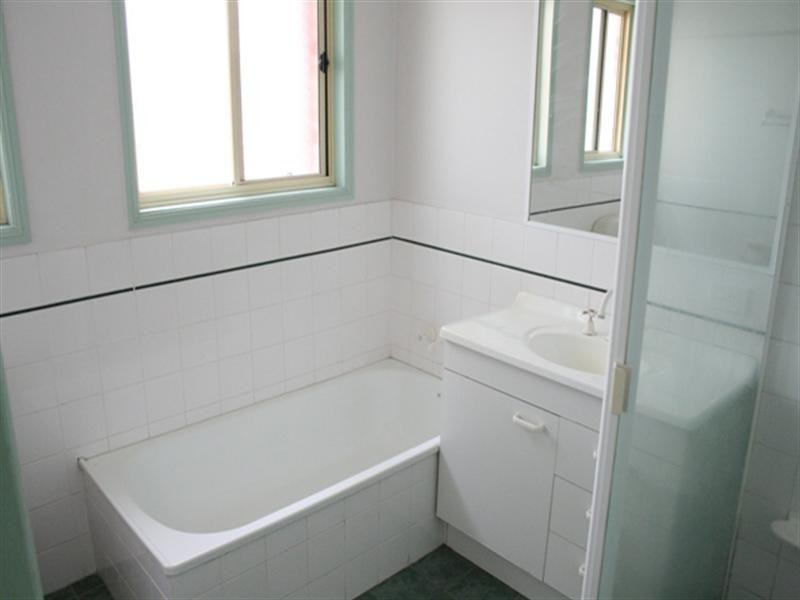 3/55 Railway Parade, Norman Park QLD 4170