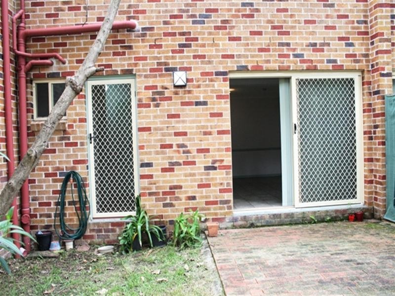 3/55 Railway Parade, Norman Park QLD 4170