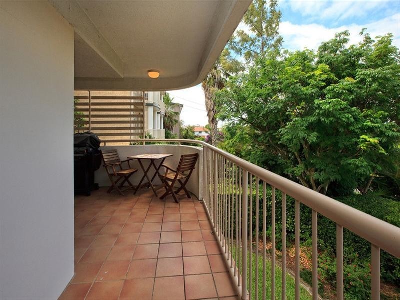 4/12 Simpson Street, Morningside QLD 4170