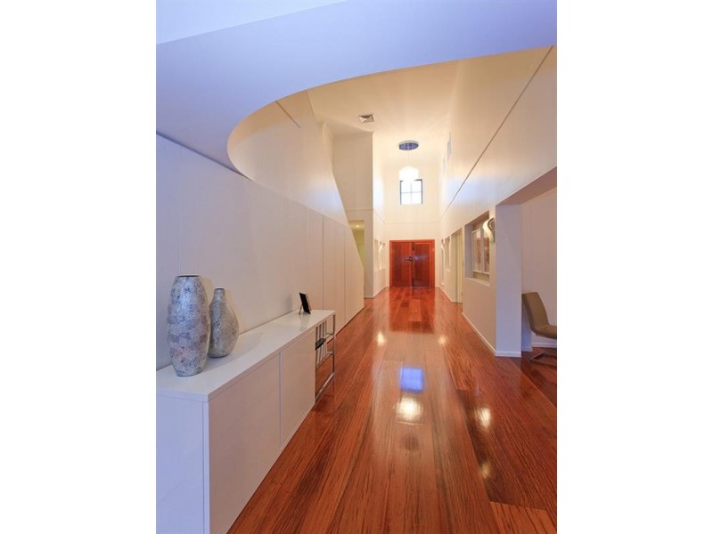 48 Portside Place, Bulimba QLD 4171