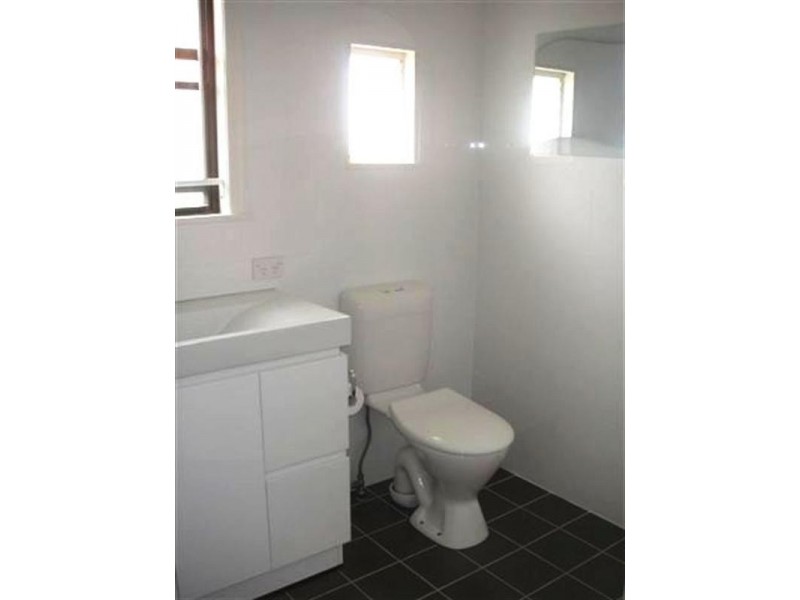 7 Delsie Street, Cannon Hill QLD 4170