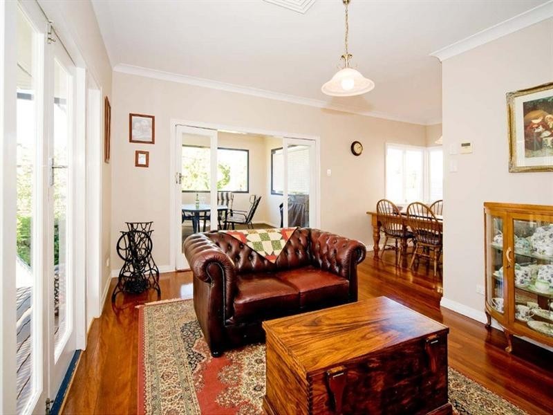 22 Pinedale Street, Morningside QLD 4170
