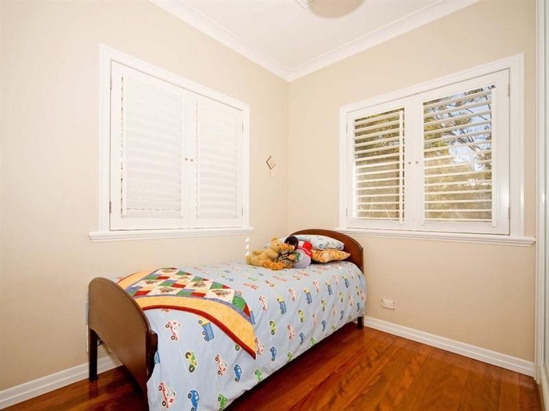 22 Pinedale Street, Morningside QLD 4170