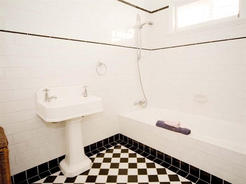 22 Pinedale Street, Morningside QLD 4170