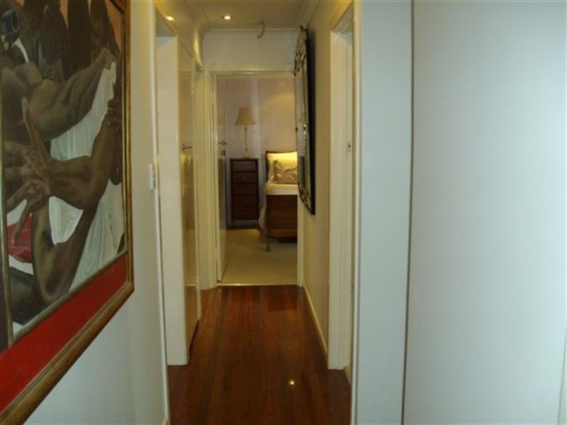 75 Dover Street, Hawthorne QLD 4171